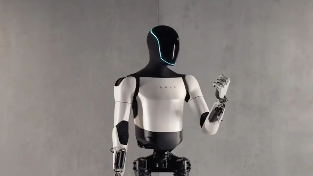 Tesla’nın İnsansı Robotu Optimus Seri Üretimde Zorlanıyor