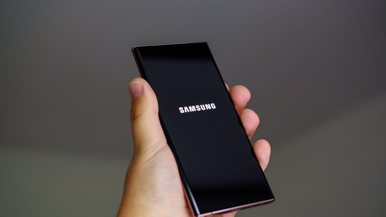 Samsung'un yan tuşuna istediğiniz uygulamayı atayabilirsiniz