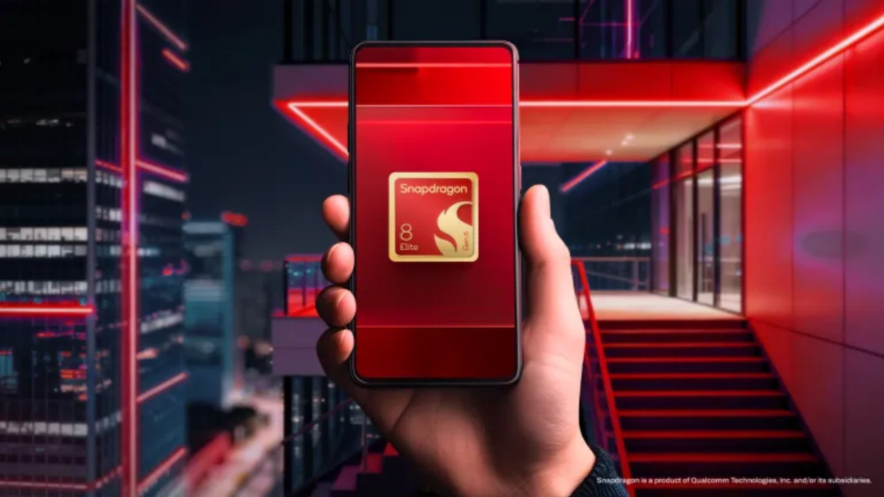 Qualcomm yeni Snapdragon'u tanıttı: Telefonda 30 milyar parametreli AI çalıştırabiliyor
