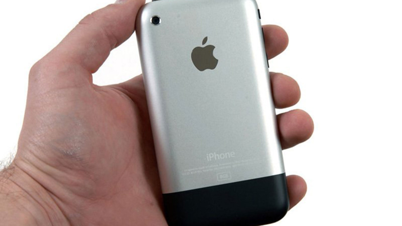İlk iPhone’dan iPhone 18 Pro Max’e… 20 yılda neler değişti?