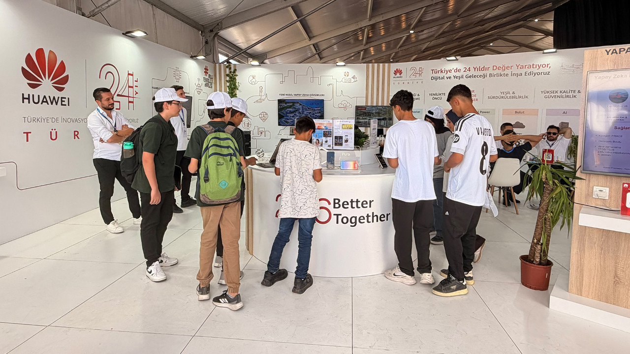 Huawei, TEKNOFEST Güneydoğu’da yapay zeka ve bulut teknolojilerini sergiledi