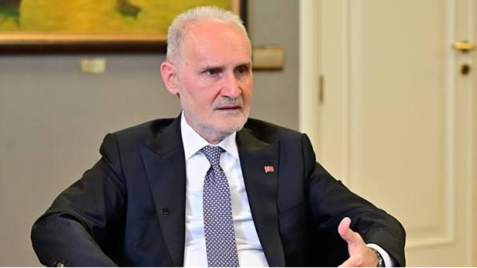 "Türkiye kendi yapay zekasını geliştirmeli"