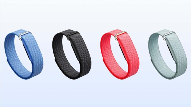 Ekransız bir akıllı bileklik geliştiren Apple, iddiaya göre AirTag’i andıran kameralı yapay zeka cihazına yönelik çalışmaları durdurdu